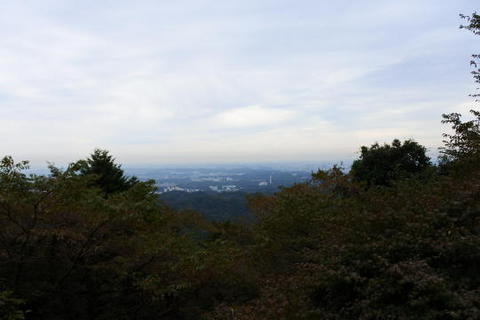 高尾山駅付近の展望台から見た風景