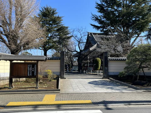 寛永寺本堂の入口