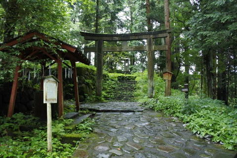 本宮神社の入口