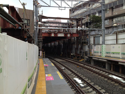 代官山駅から見たトンネル入り口